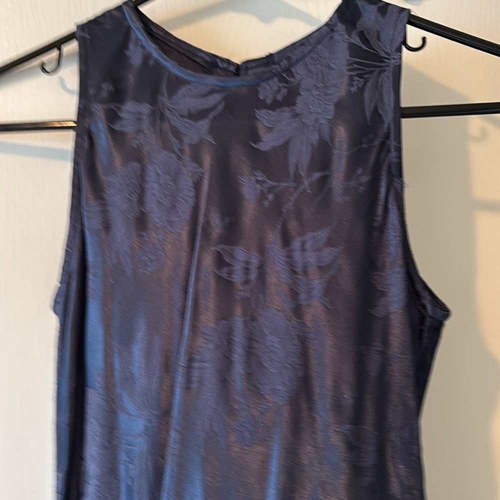 Dress - Picture 2 of 6